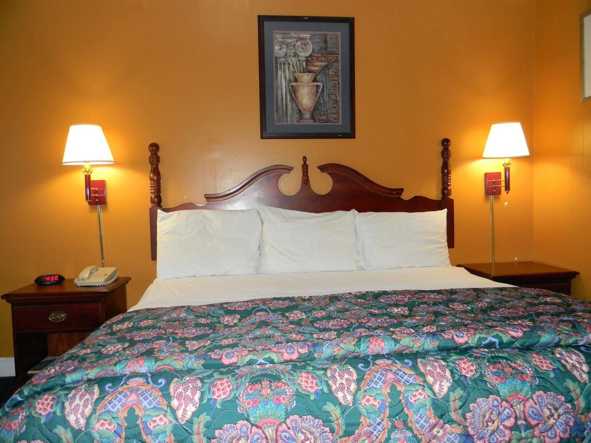 רואנוק ראפידס Fairfax Motel מראה חיצוני תמונה