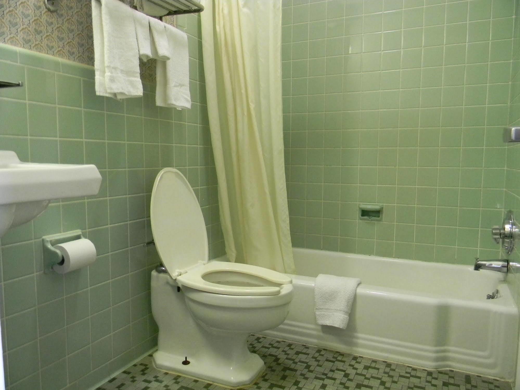 רואנוק ראפידס Fairfax Motel מראה חיצוני תמונה