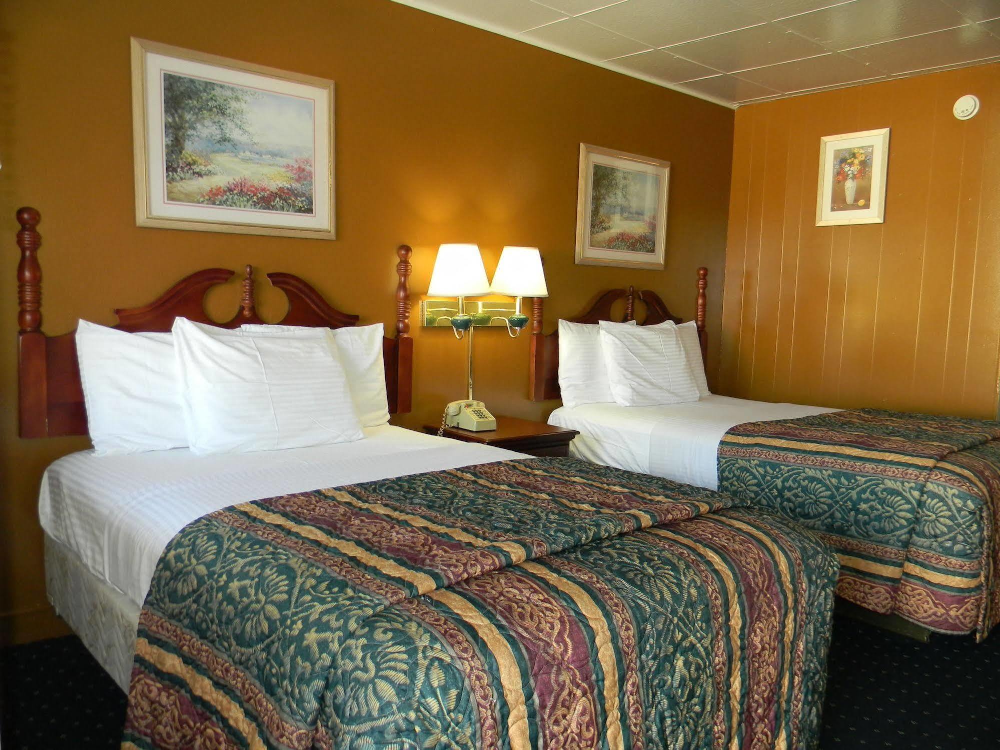 רואנוק ראפידס Fairfax Motel מראה חיצוני תמונה